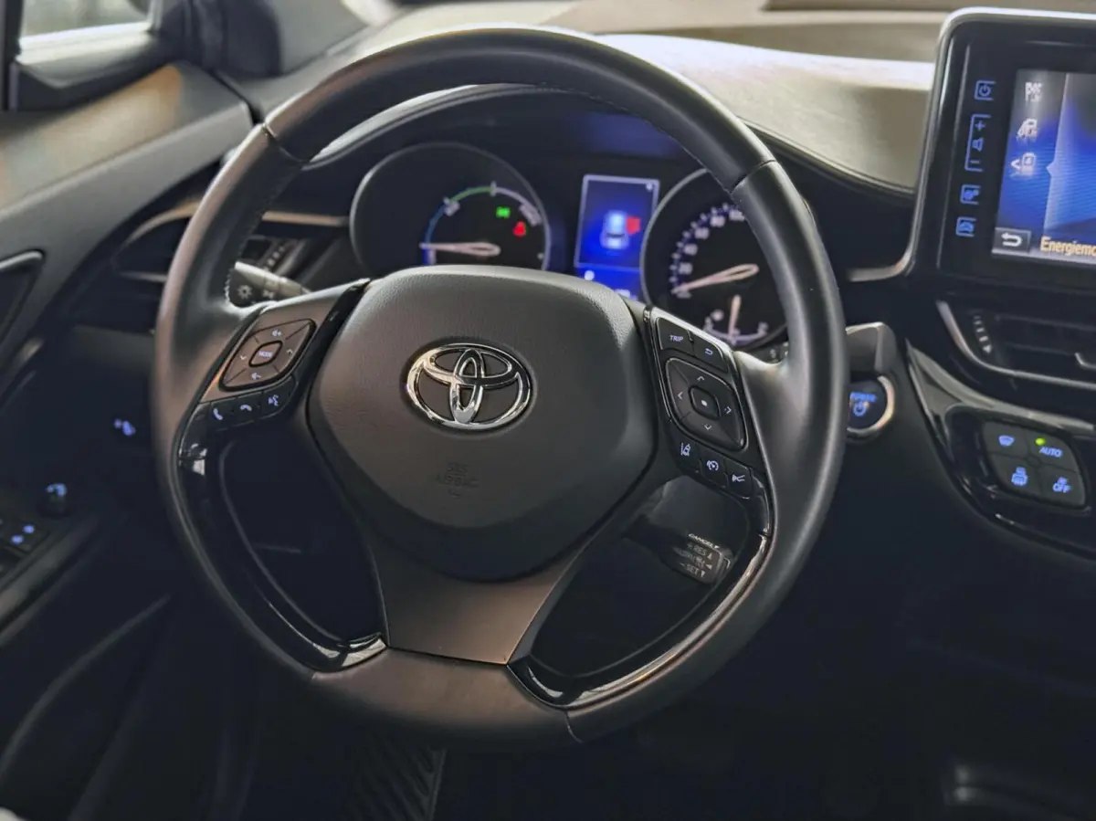 1.8 Hybrid Active|Camera|Apple&Android CarPlay|