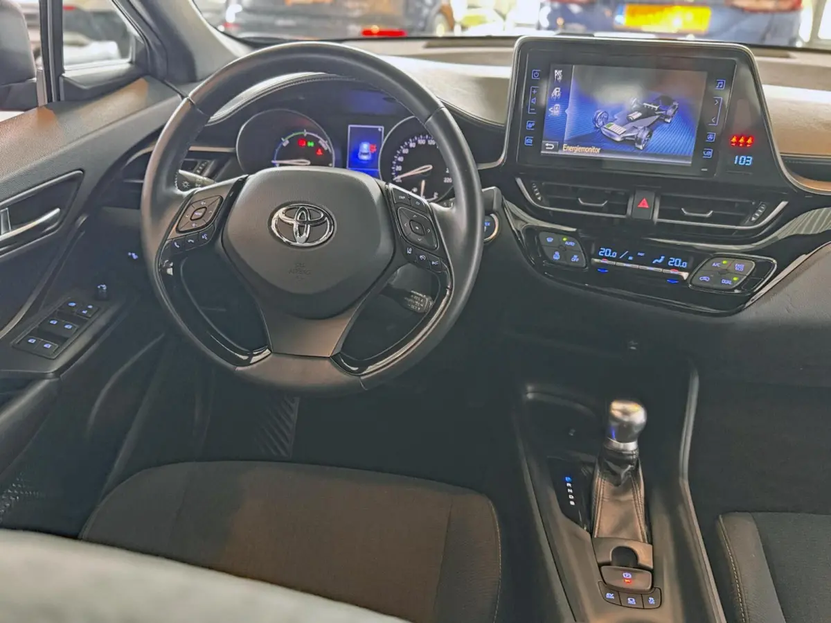 1.8 Hybrid Active|Camera|Apple&Android CarPlay|
