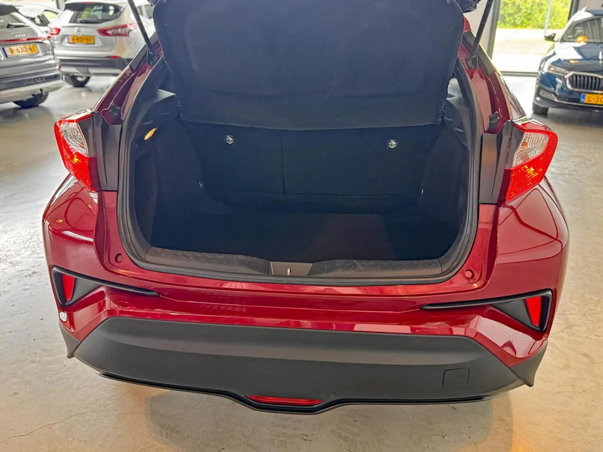 1.8 Hybrid Active|Camera|Apple&Android CarPlay|