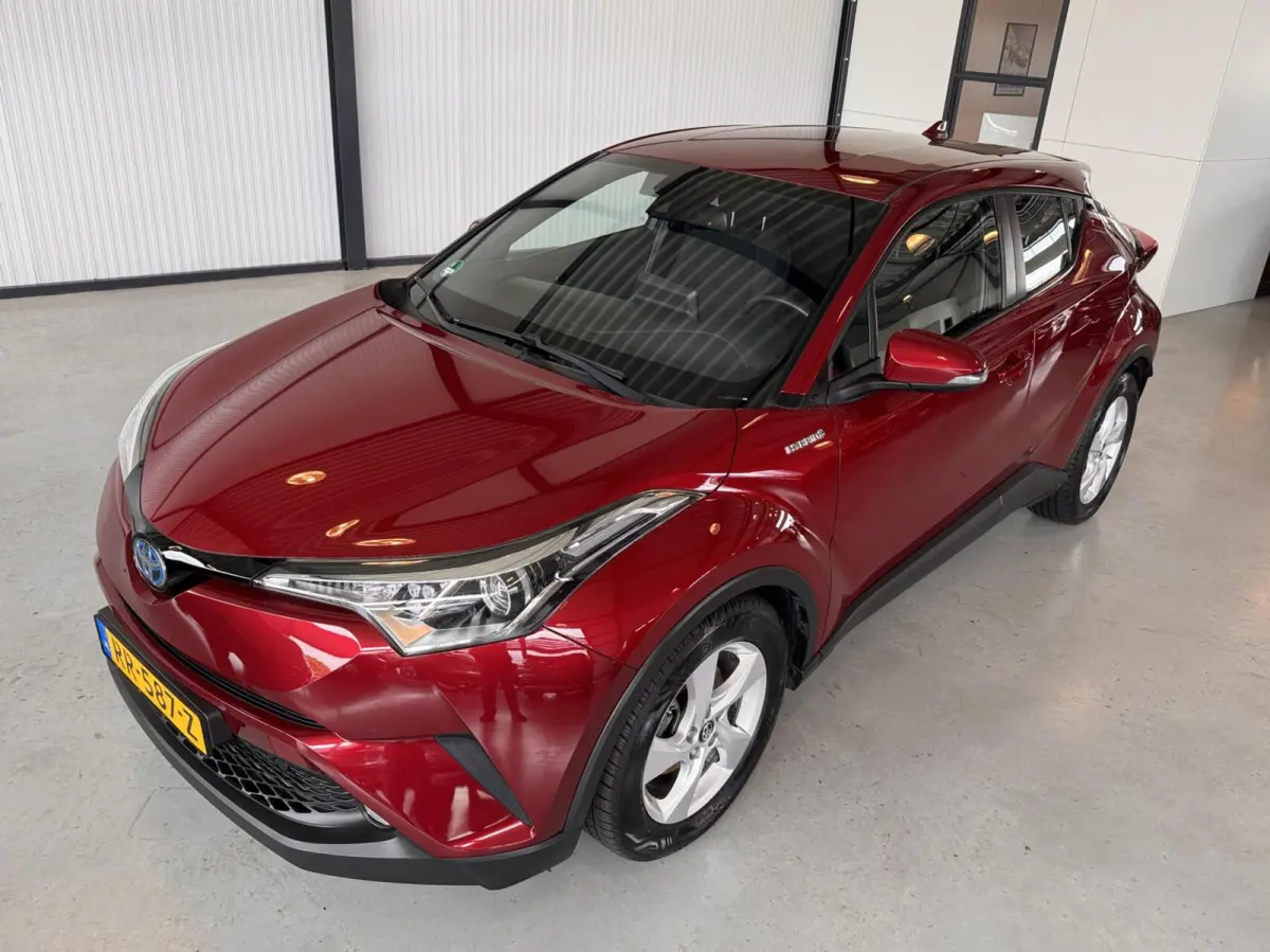 1.8 Hybrid Active|Camera|Apple&Android CarPlay|
