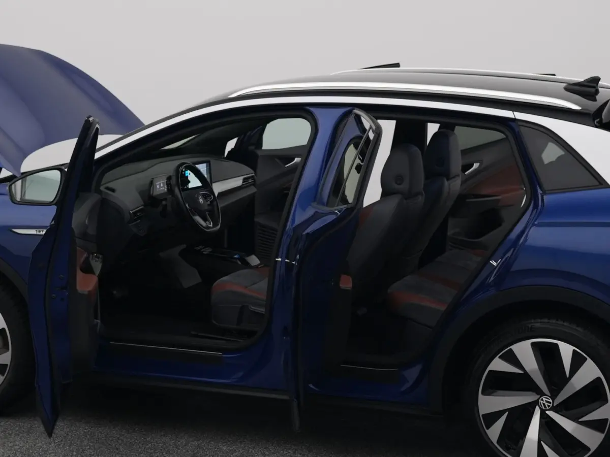 First 77 kWh | CAMERA | ADAPTIVE | STOEL- EN STUURVERW.