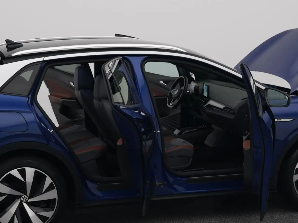 First 77 kWh | CAMERA | ADAPTIVE | STOEL- EN STUURVERW.
