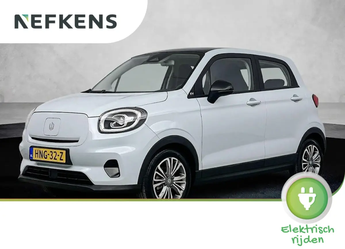 Design 37.3 kWh 95pk | 265km WLTP Actieradius | Navigatie | Panoramadak | Achteruitrijcamera | Adaptieve Cruise Control | Climate Control | Parkeersensoren | Bluetooth | Keyless start | Voll