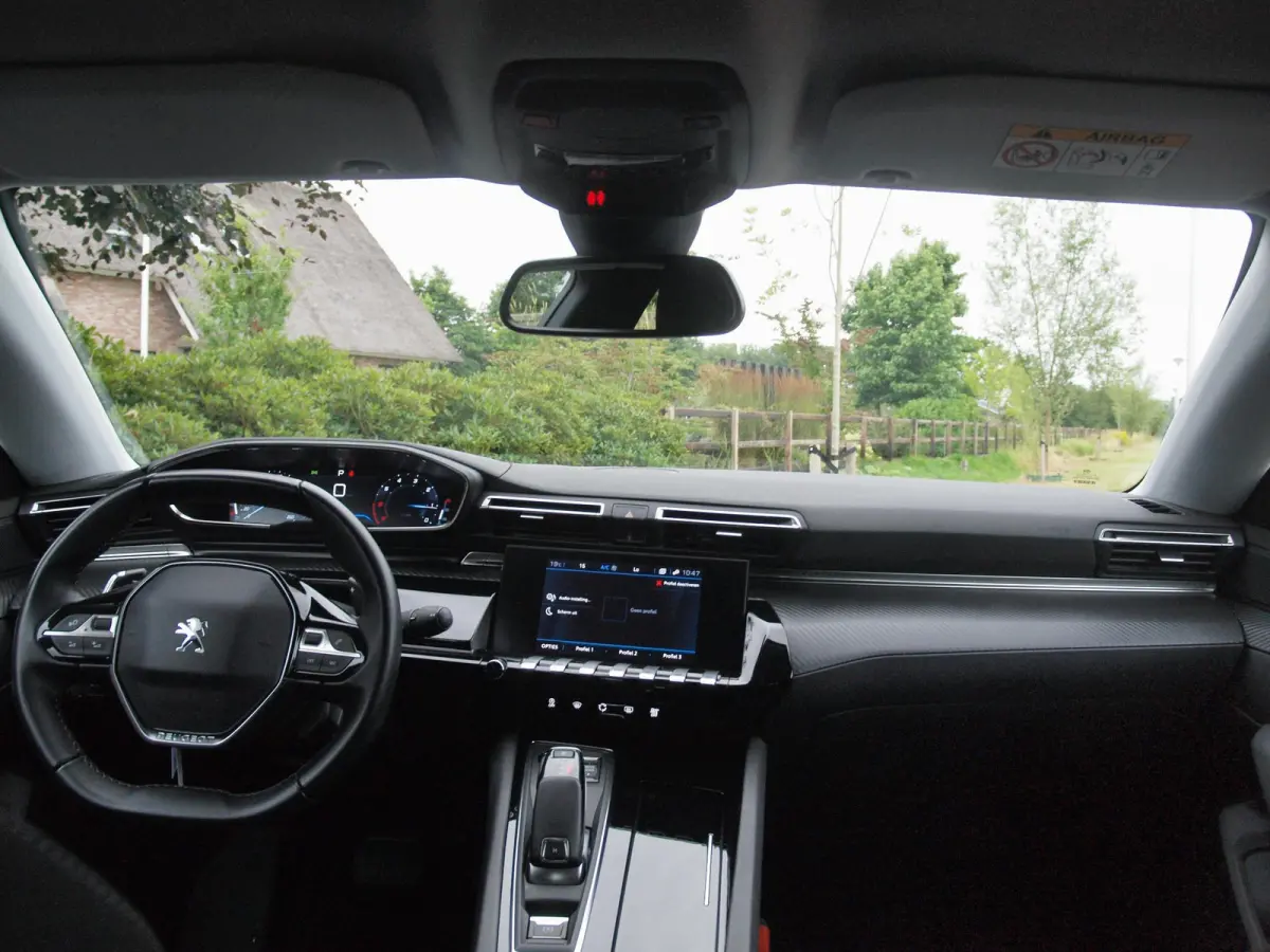 1.2 PureTech Active Pack Business | Camera | Apple Carplay | Cruise Control | Automaat | NL-Auto |