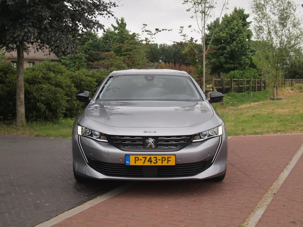 1.2 PureTech Active Pack Business | Camera | Apple Carplay | Cruise Control | Automaat | NL-Auto |