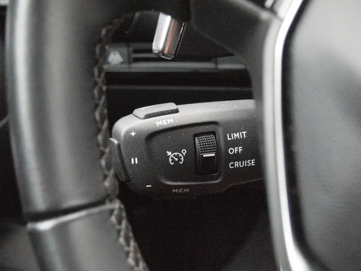 1.2 PureTech Active Pack Business | Camera | Apple Carplay | Cruise Control | Automaat | NL-Auto |