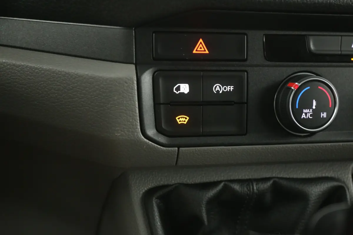 2.0 TDI L3H2 140PK | Airco | 3 Zits | Carplay | Trekhaak