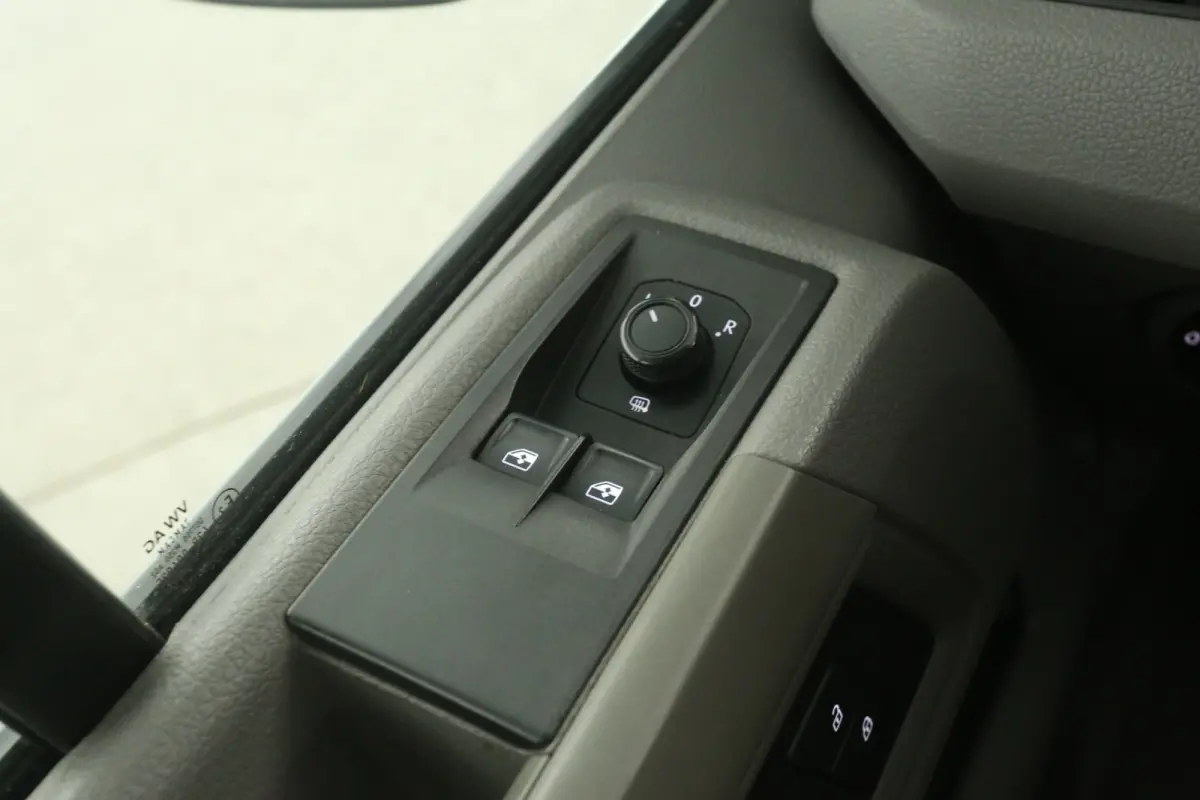 2.0 TDI L3H2 140PK | Airco | 3 Zits | Carplay | Trekhaak
