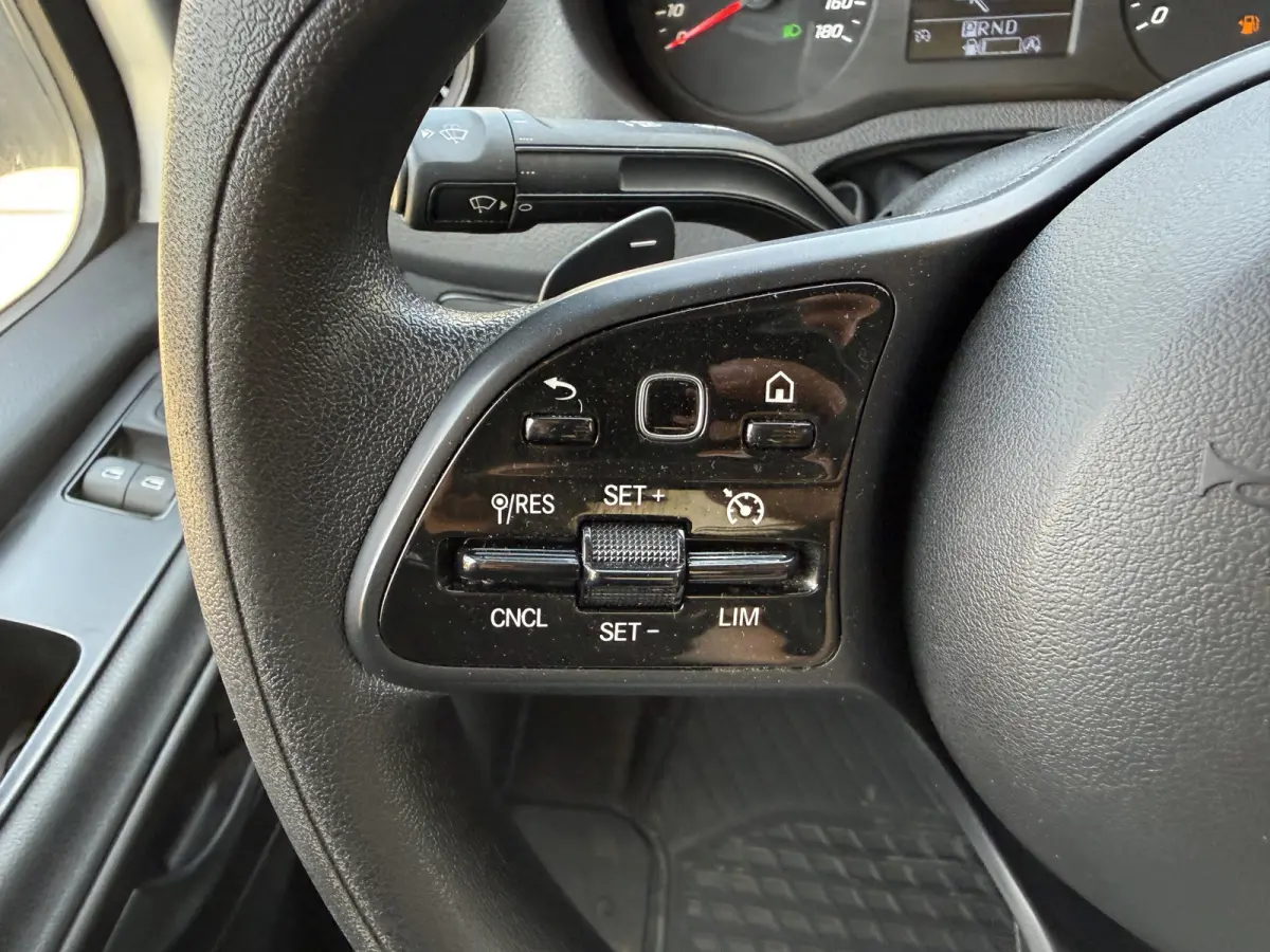 317 1.9 CDI Automaat Bakwagen Laadklep Cruise Control Climate Control Meubelbak Koffer