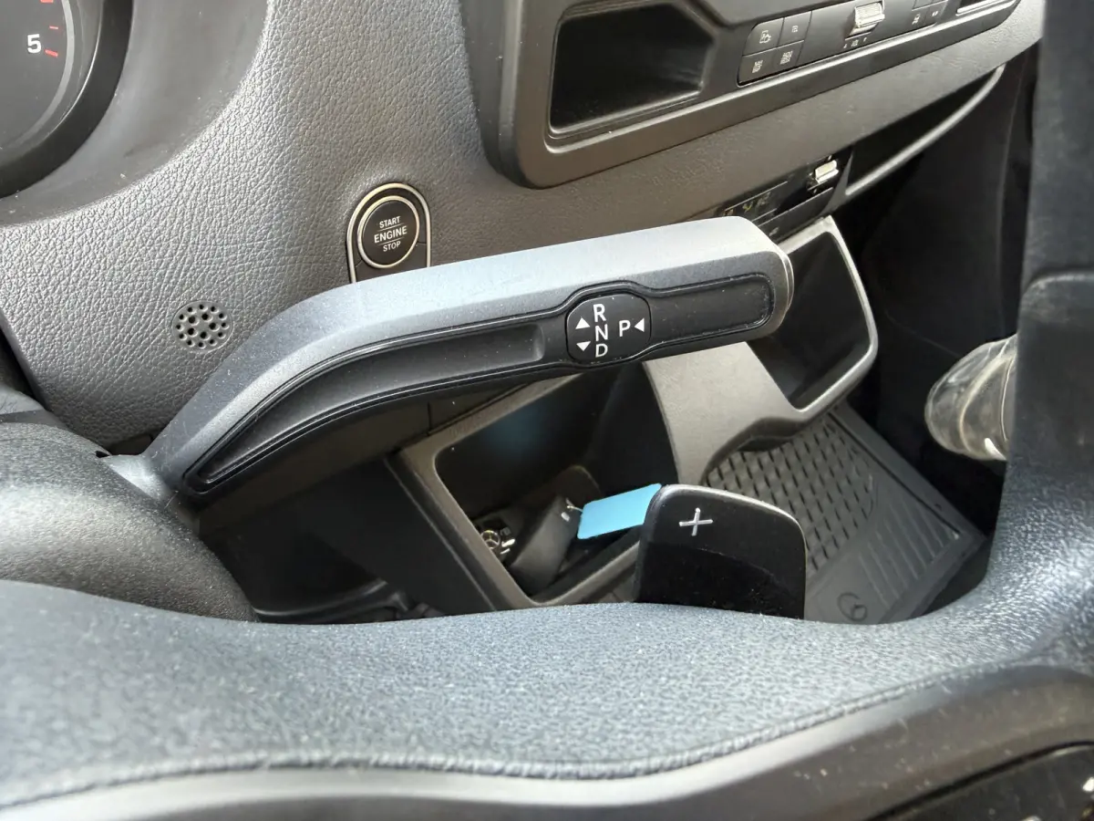 317 1.9 CDI Automaat Bakwagen Laadklep Cruise Control Climate Control Meubelbak Koffer
