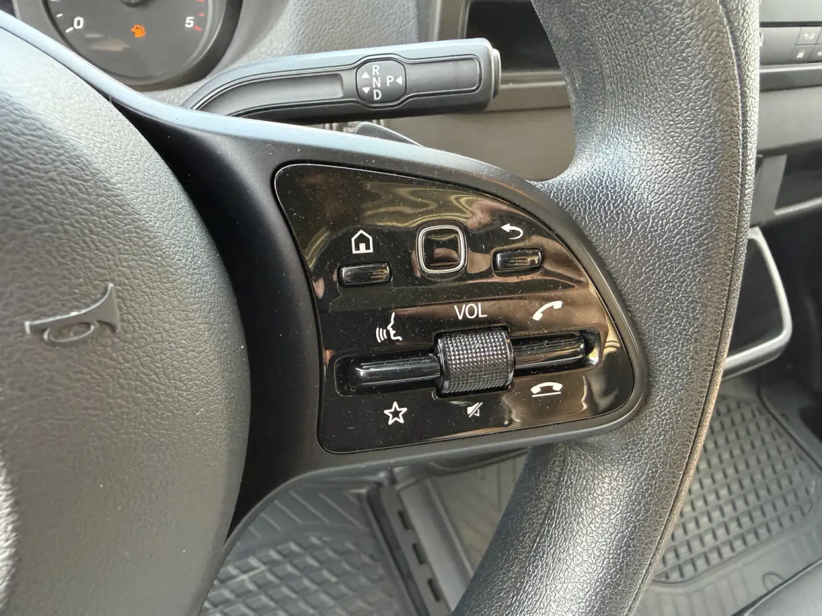 317 1.9 CDI Automaat Bakwagen Laadklep Cruise Control Climate Control Meubelbak Koffer