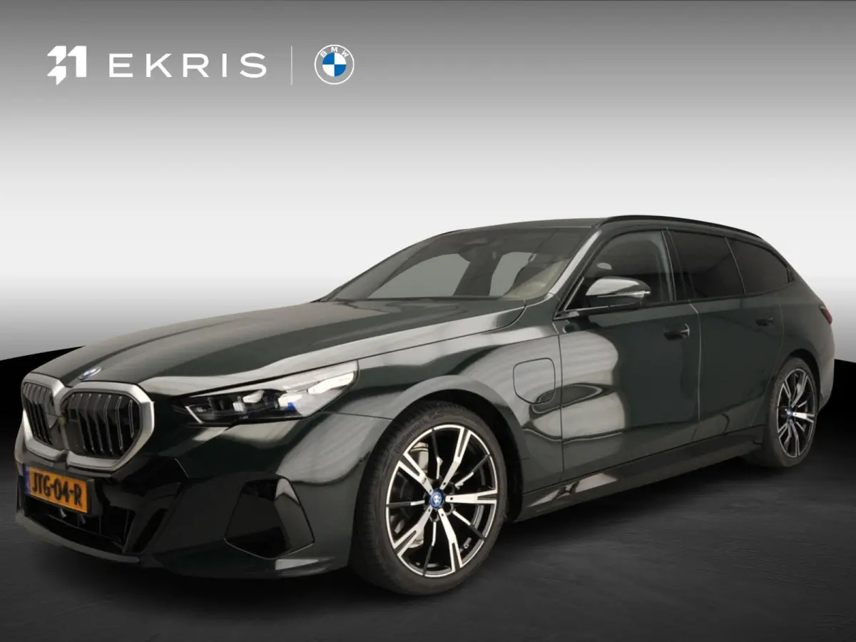 530e | M-Sportpakket | Individual uitv. | LED | HUD | Active Cruise | Sportstoelen | Stoelverwarming | DAB | Harman-kardon sound | Alu 20 inch