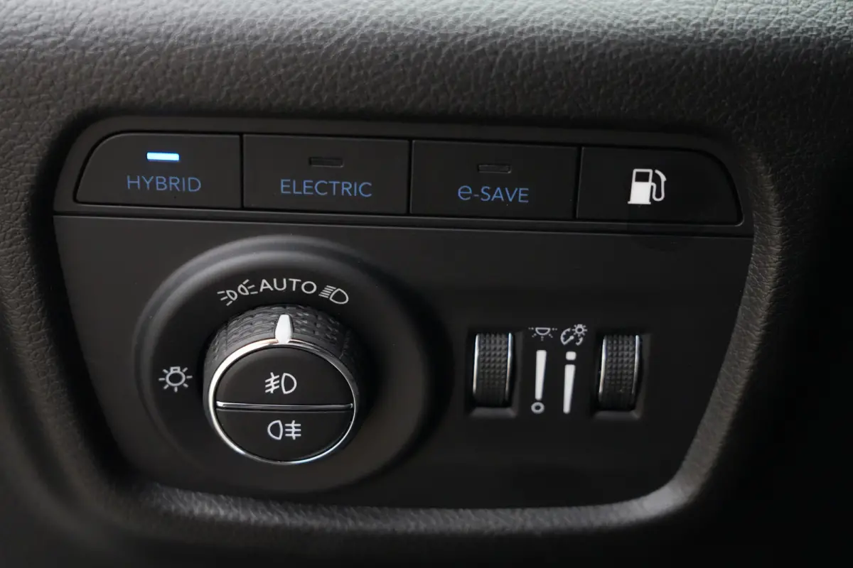 2.0 Limited 4xe | 381PK | Maxton | Pano | 20" | Keyless | Massage | Ventilatie | Leder | Jeep Grand Cherokee 2.0 Limited 4xe 381 PK Plug-in Hybrid met 2.0 viercilinder, panoramadak, 20-inch 
