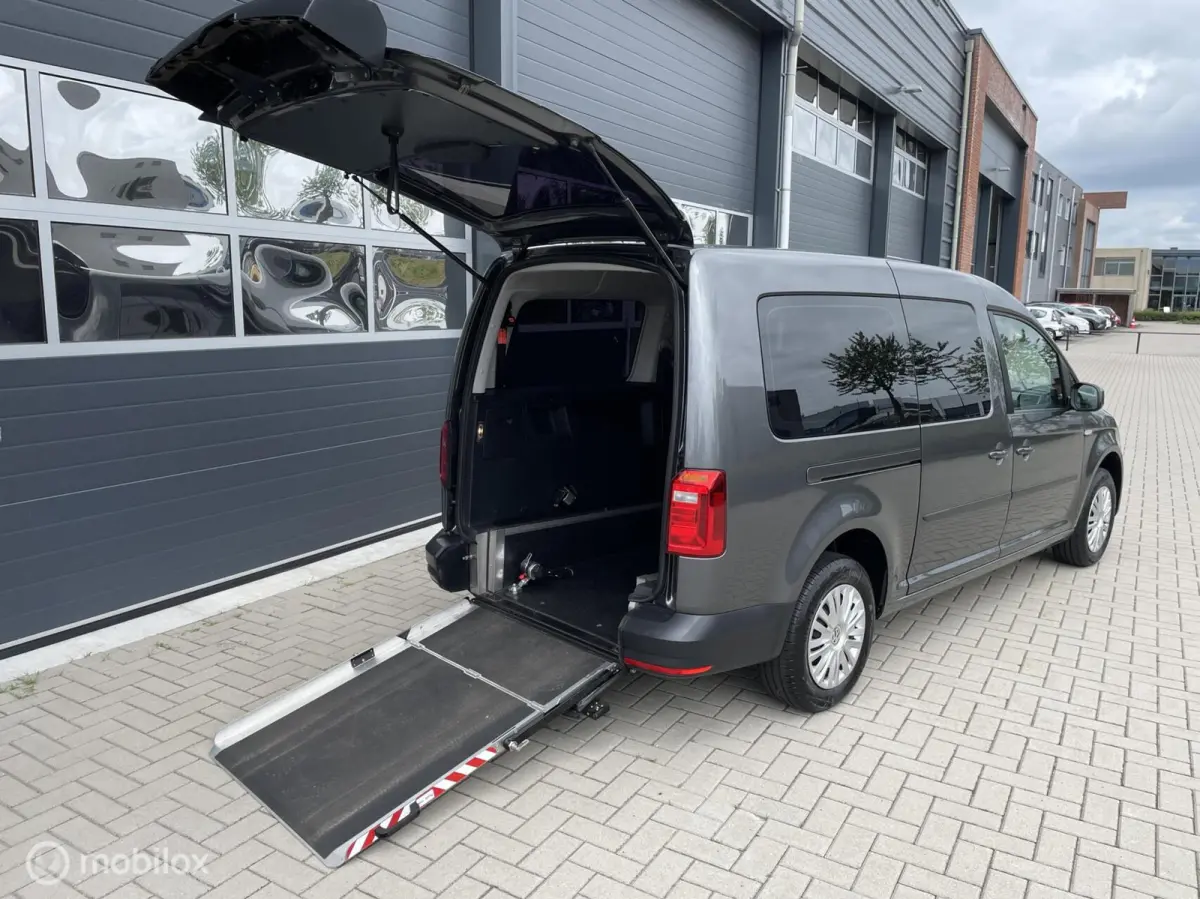 Maxi 1.0 TSI Trendline rolstoelauto 5+1