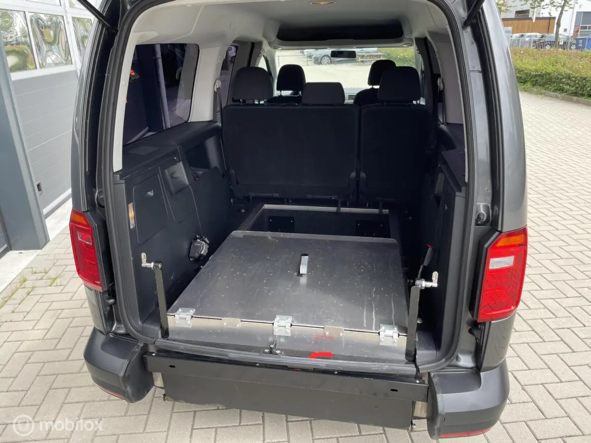 Maxi 1.0 TSI Trendline rolstoelauto 5+1