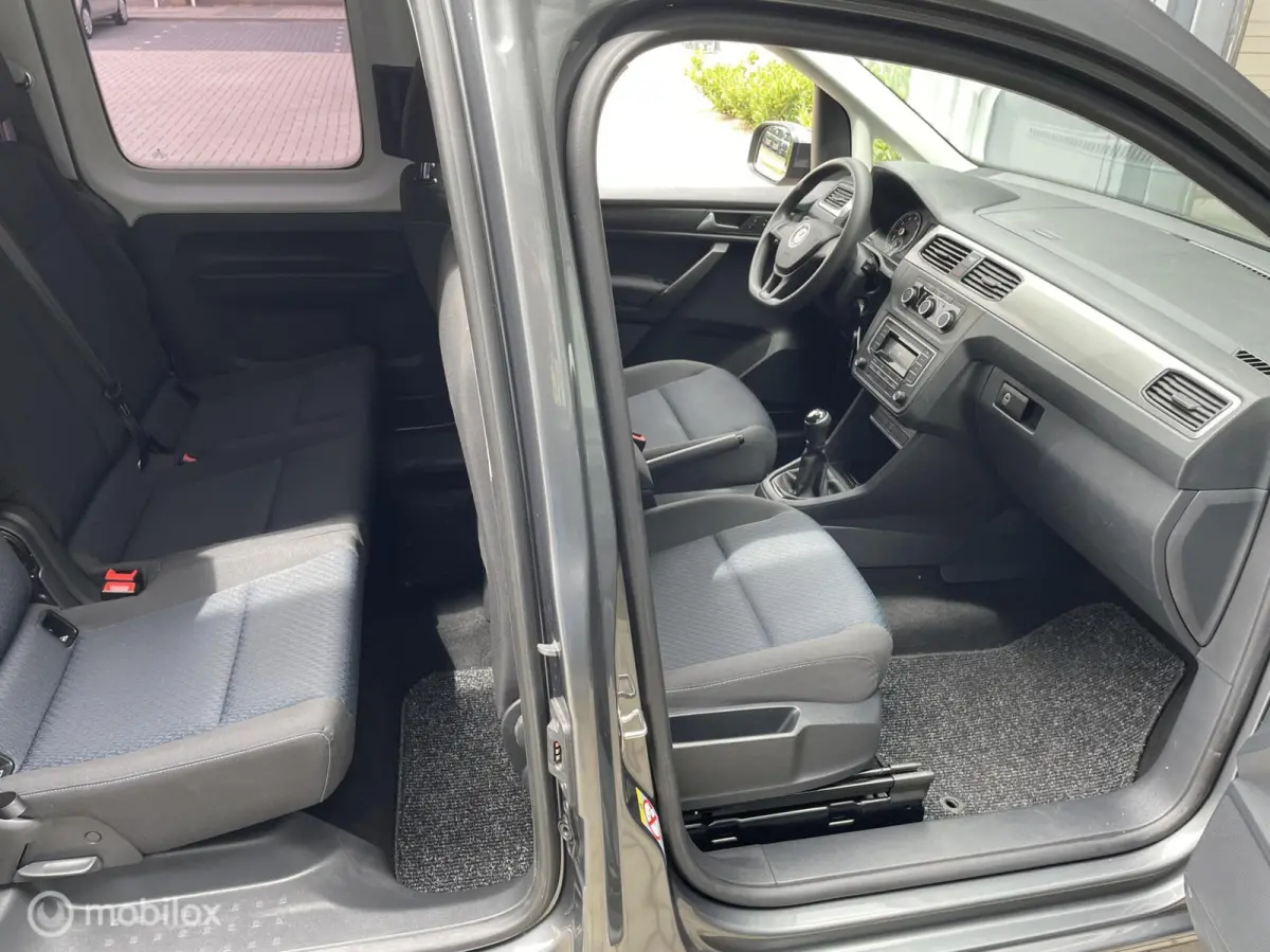 Maxi 1.0 TSI Trendline rolstoelauto 5+1