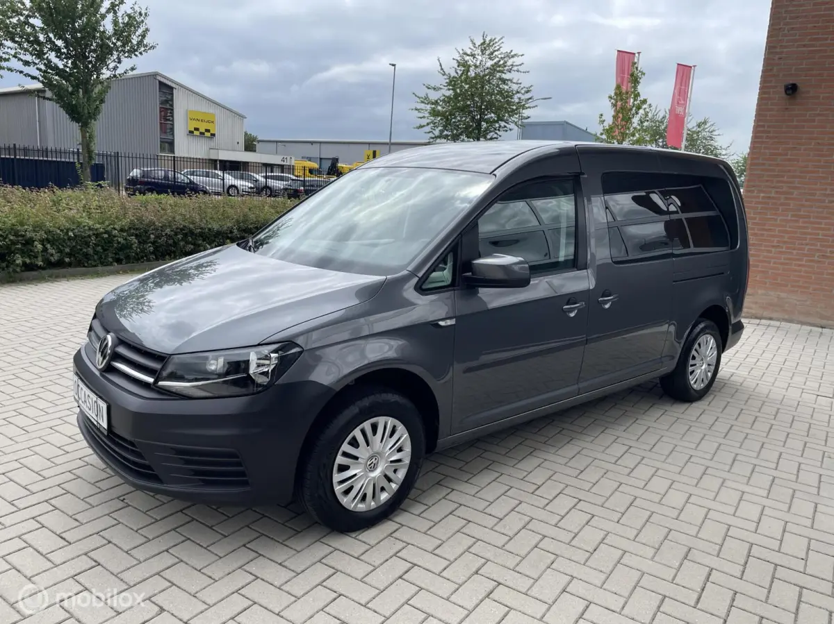 Maxi 1.0 TSI Trendline rolstoelauto 5+1