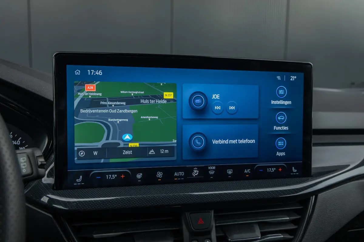 1.0 EcoBoost Hybrid ST Line | 155pk | Automaat | Winter-pack | LED-verlichting | Privacy-glass | Apple carlay / Andriod auto