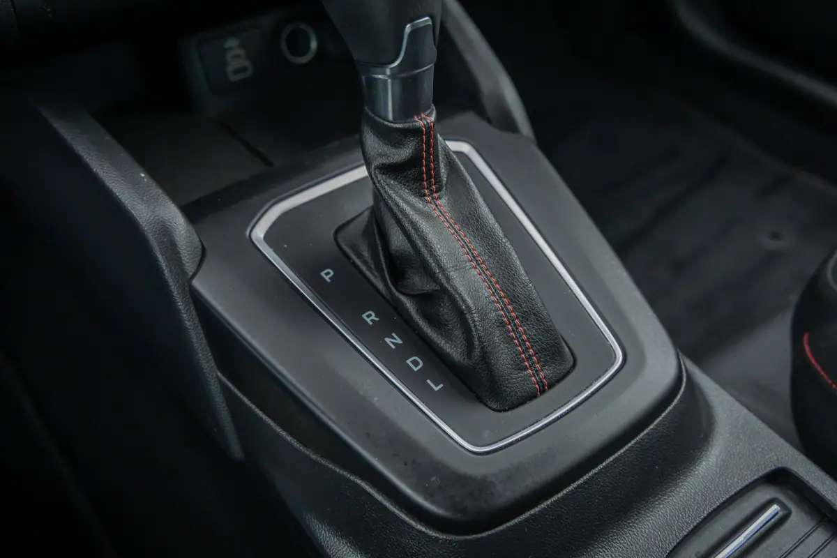 1.0 EcoBoost Hybrid ST Line | 155pk | Automaat | Winter-pack | LED-verlichting | Privacy-glass | Apple carlay / Andriod auto