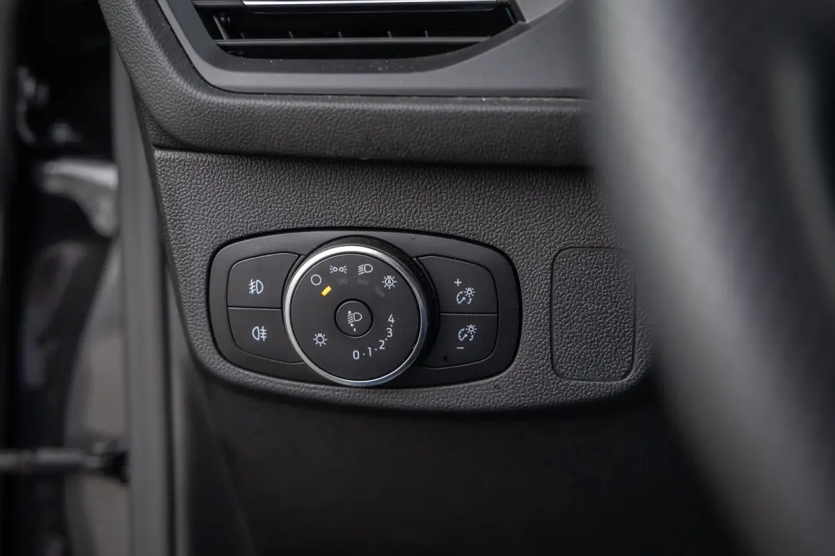 1.0 EcoBoost Hybrid ST Line | 155pk | Automaat | Winter-pack | LED-verlichting | Privacy-glass | Apple carlay / Andriod auto