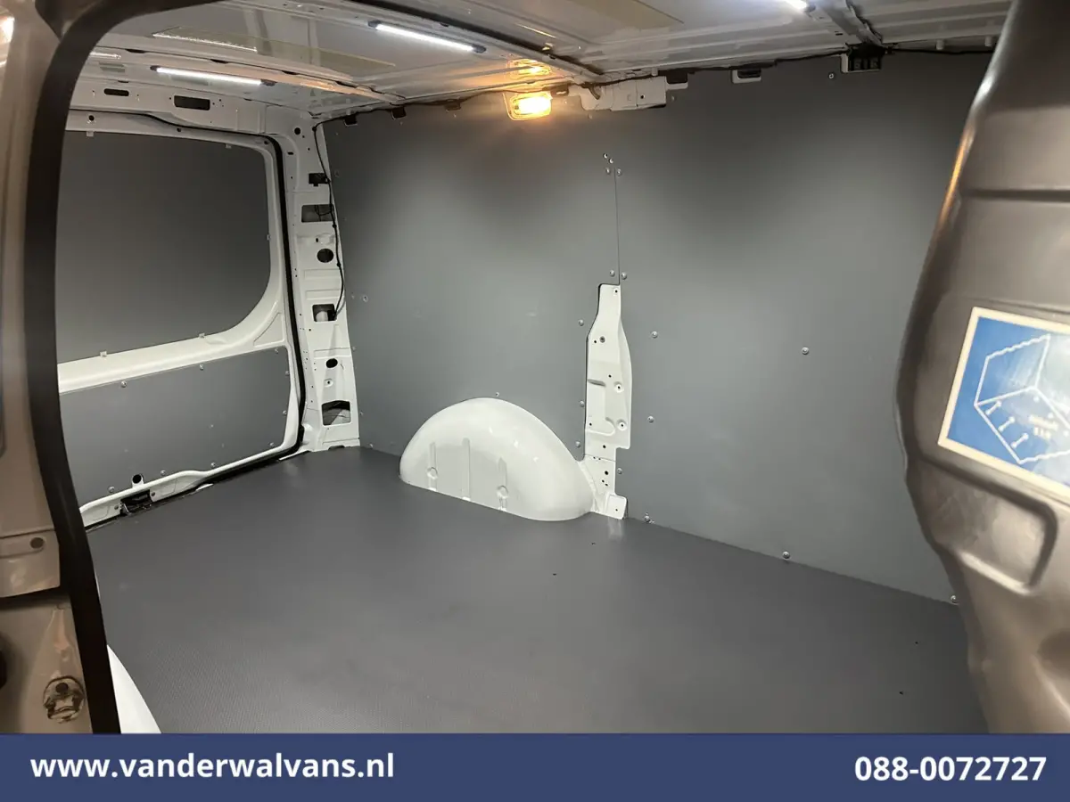 110 CDI L2H1 Euro6 Airco | Camera | Navigatie | Apple Carplay | Cruisecontrol | Android Auto, Achterklep