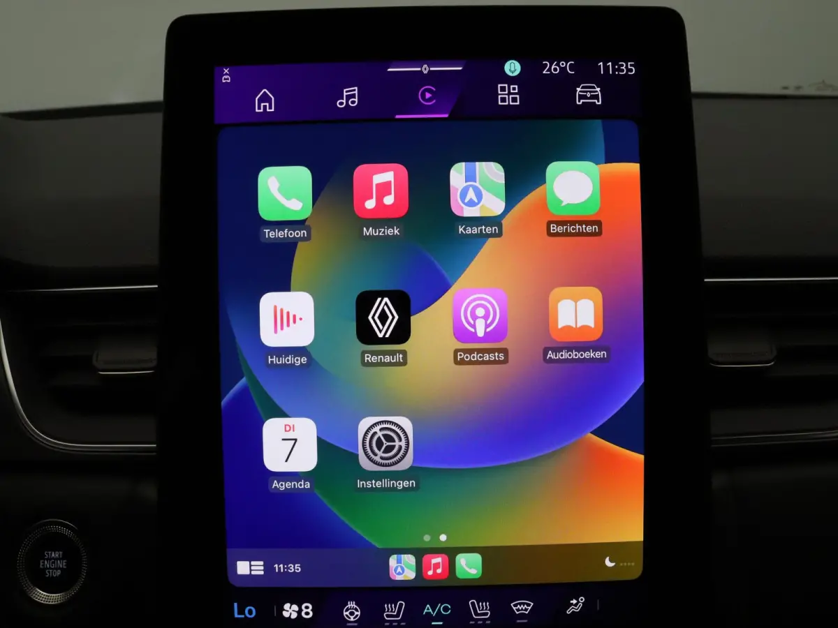 145pk E-Tech full hybrid iconic Apple Carplay/Android Auto | Climate