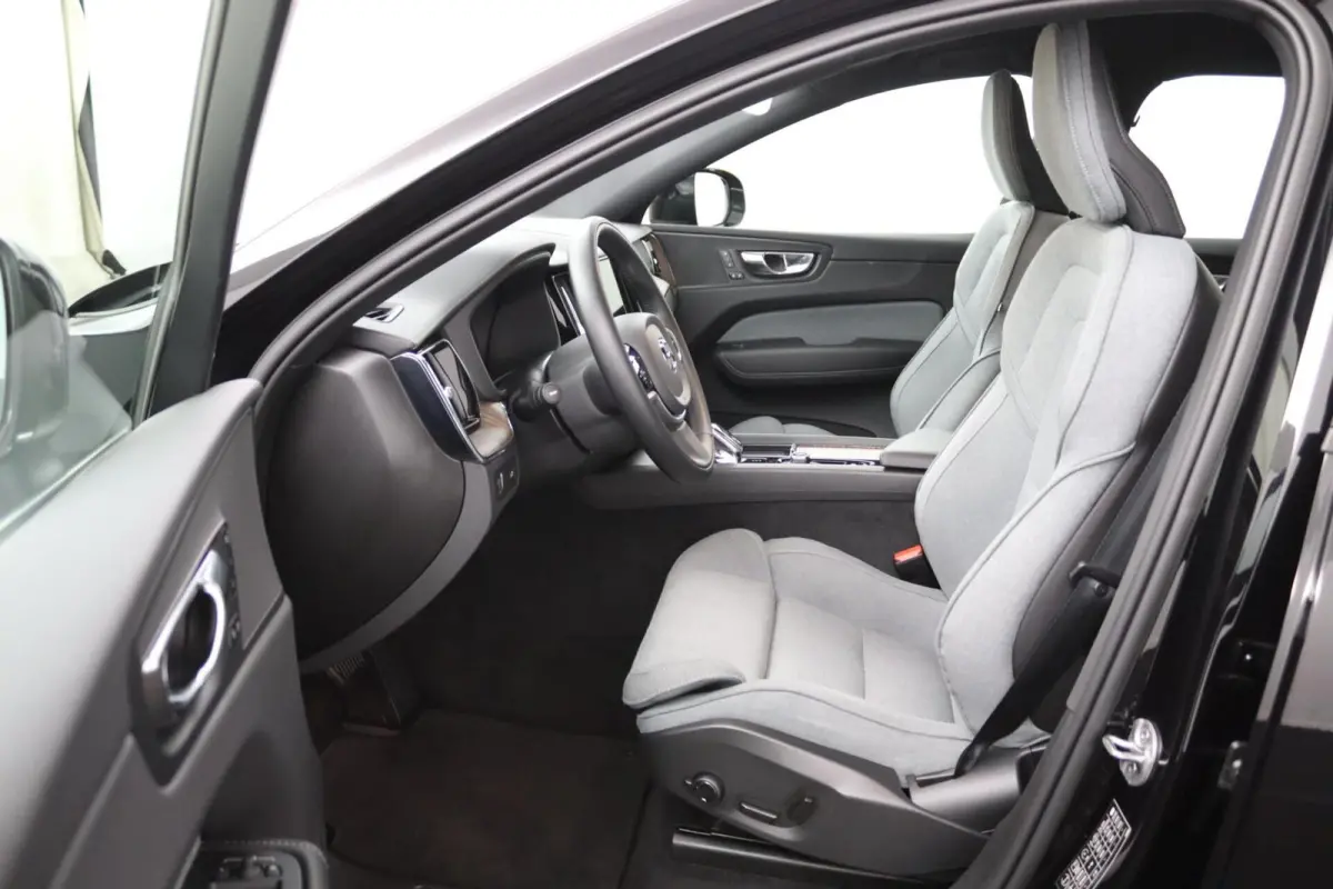 2.0 B5 AWD Inscription | Tailored Wool | 2400 trekgewicht |