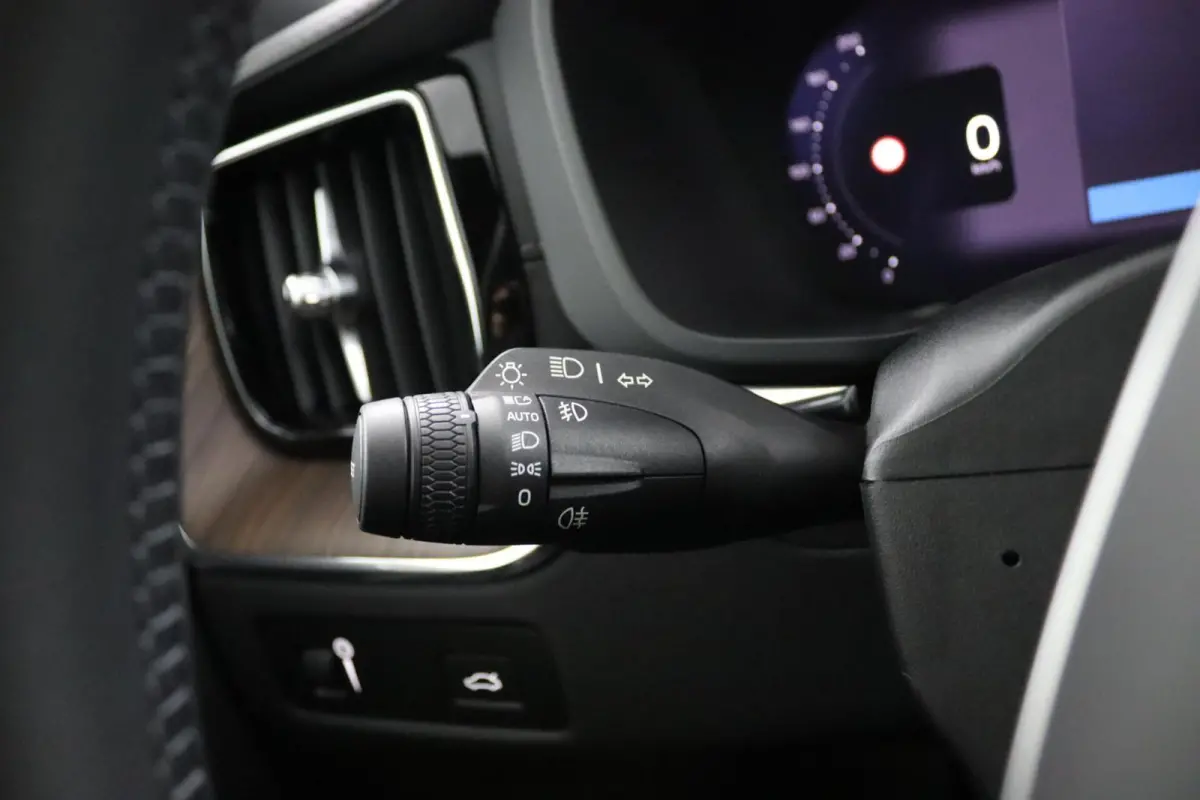 2.0 B5 AWD Inscription | Tailored Wool | 2400 trekgewicht |