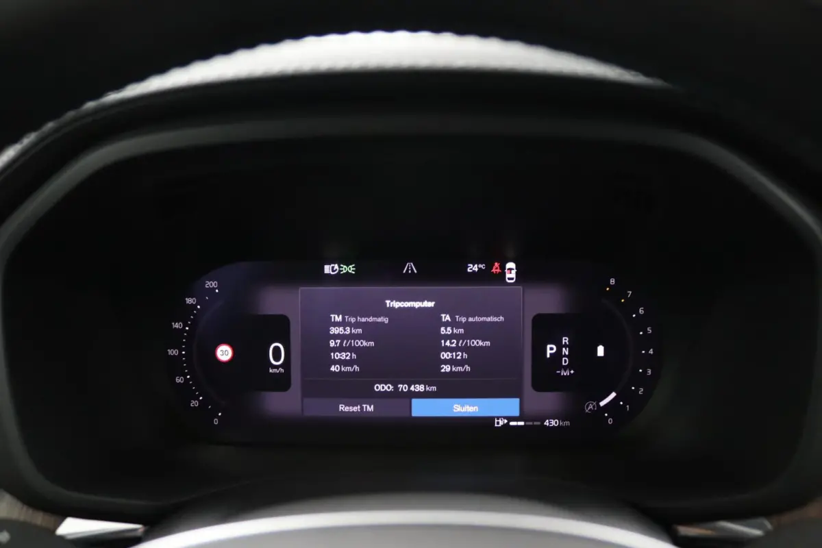 2.0 B5 AWD Inscription | Tailored Wool | 2400 trekgewicht |