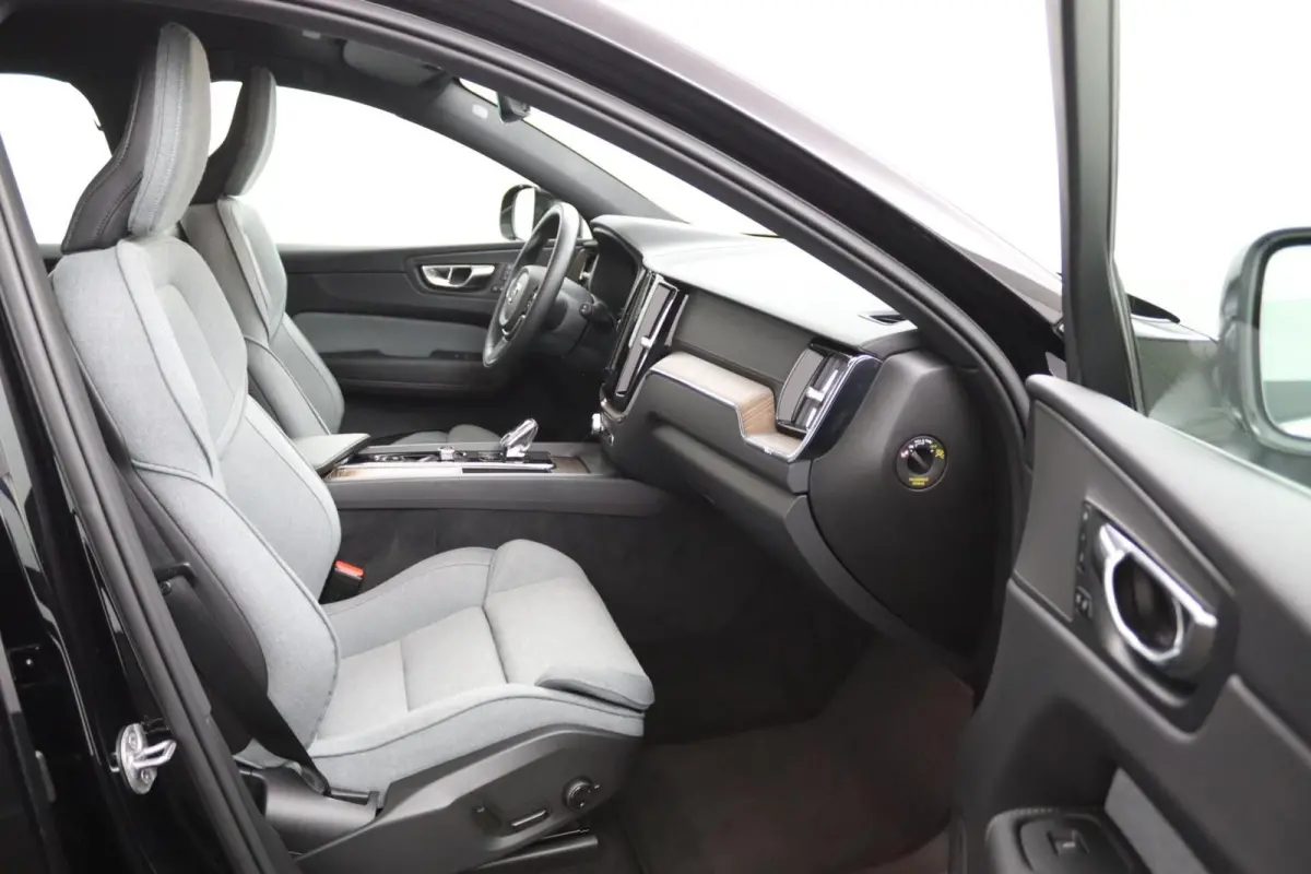 2.0 B5 AWD Inscription | Tailored Wool | 2400 trekgewicht |