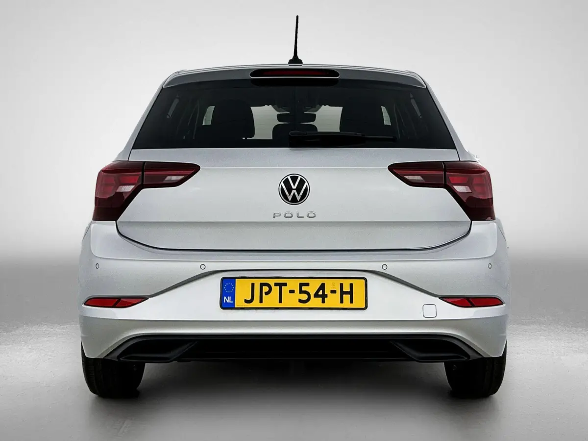 1.0 TSI Life Edition | 95 PK | Sensoren | Stoelverwarming | Carplay / Android Auto