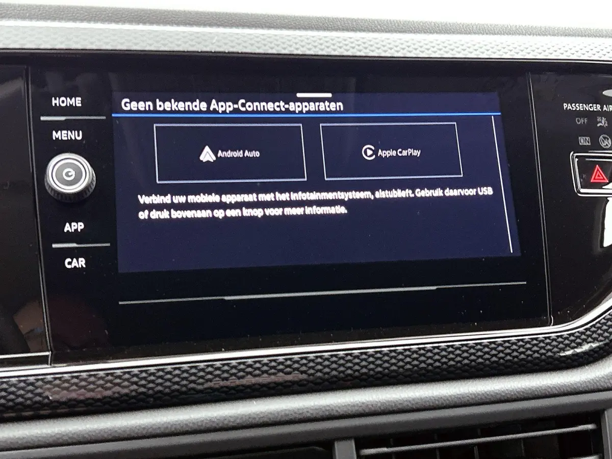 1.0 TSI Life Edition | 95 PK | Sensoren | Stoelverwarming | Carplay / Android Auto