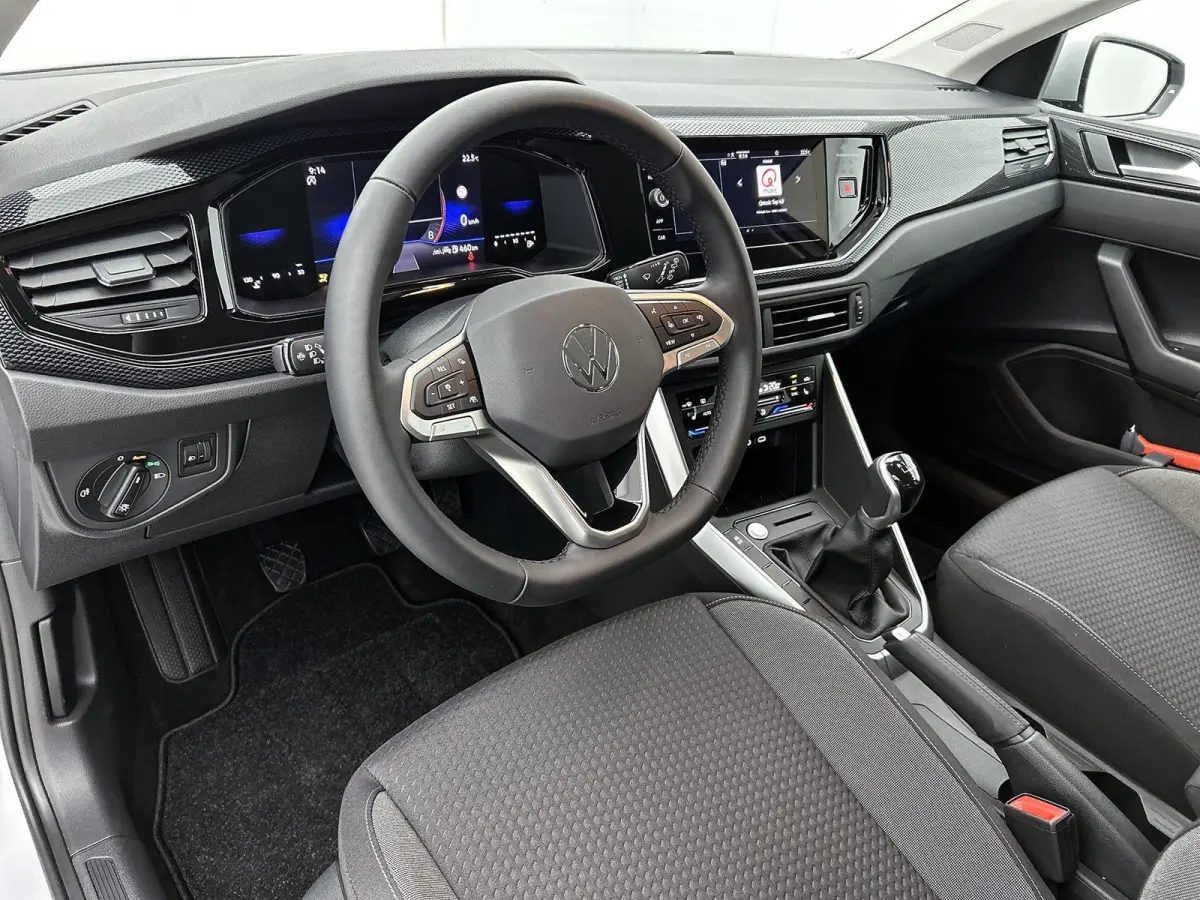 1.0 TSI Life Edition | 95 PK | Sensoren | Stoelverwarming | Carplay / Android Auto