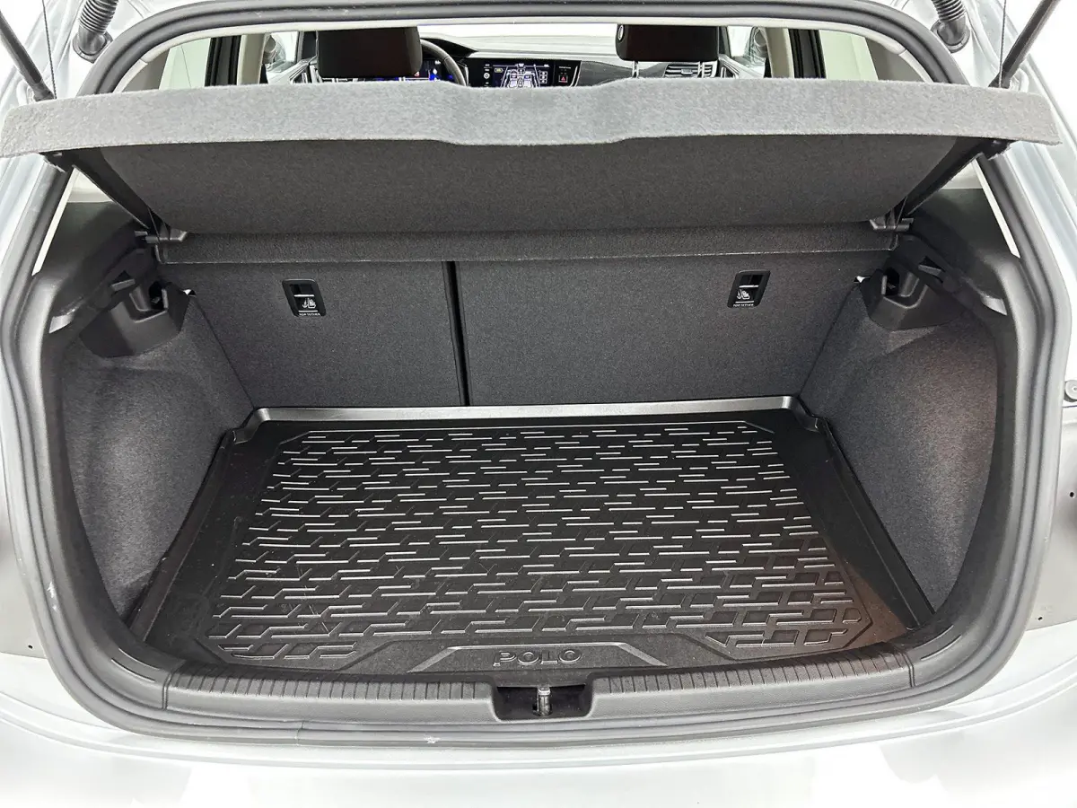1.0 TSI Life Edition | 95 PK | Sensoren | Stoelverwarming | Carplay / Android Auto