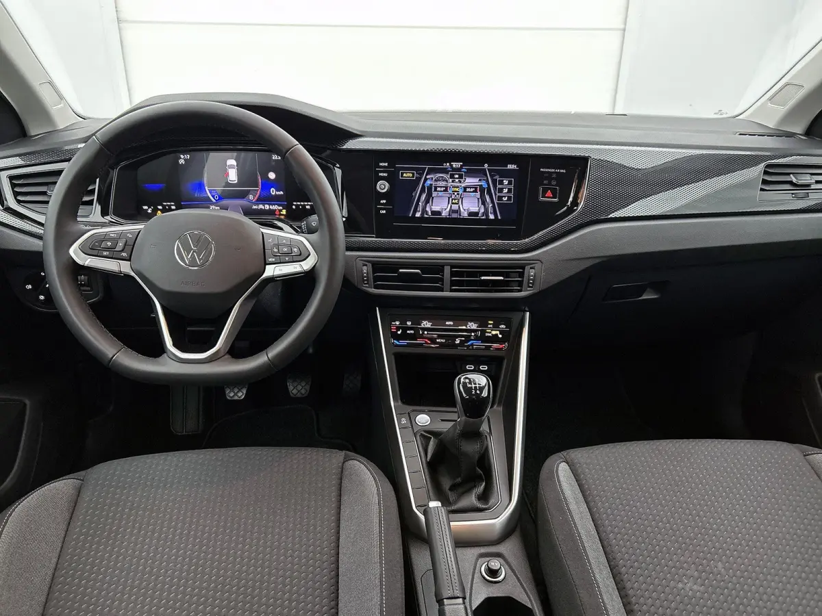 1.0 TSI Life Edition | 95 PK | Sensoren | Stoelverwarming | Carplay / Android Auto