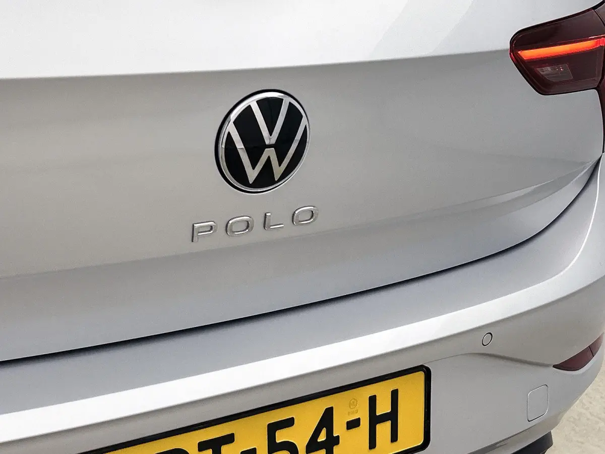1.0 TSI Life Edition | 95 PK | Sensoren | Stoelverwarming | Carplay / Android Auto