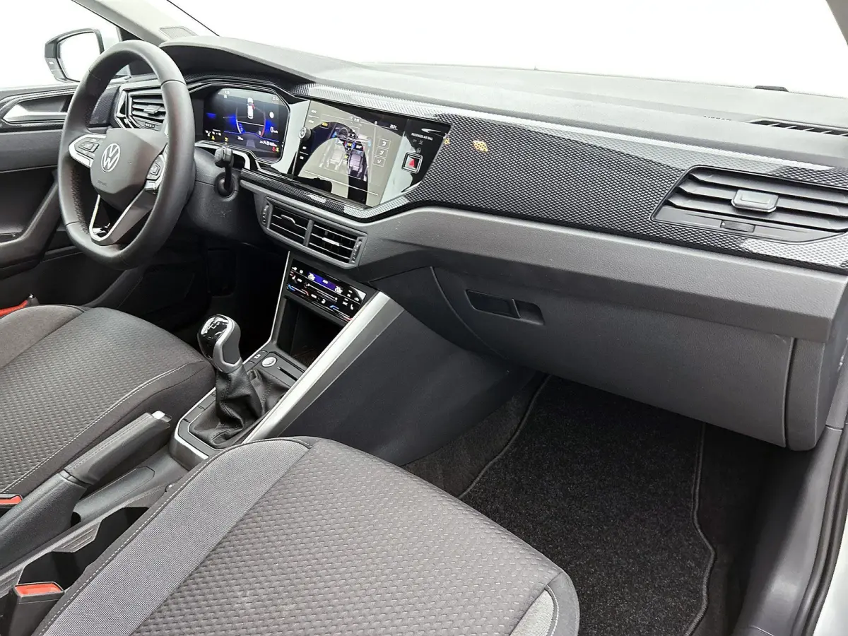 1.0 TSI Life Edition | 95 PK | Sensoren | Stoelverwarming | Carplay / Android Auto