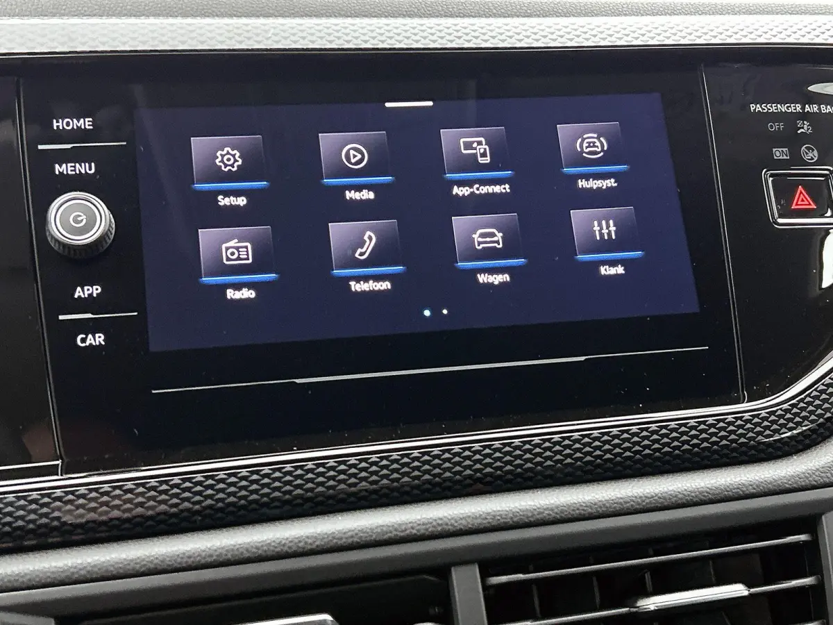 1.0 TSI Life Edition | 95 PK | Sensoren | Stoelverwarming | Carplay / Android Auto