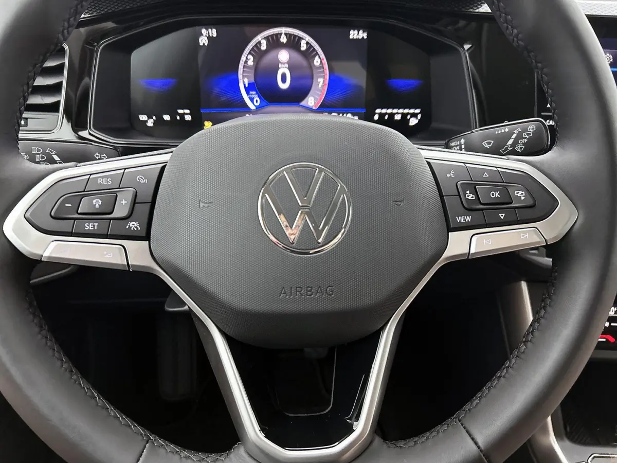 1.0 TSI Life Edition | 95 PK | Sensoren | Stoelverwarming | Carplay / Android Auto