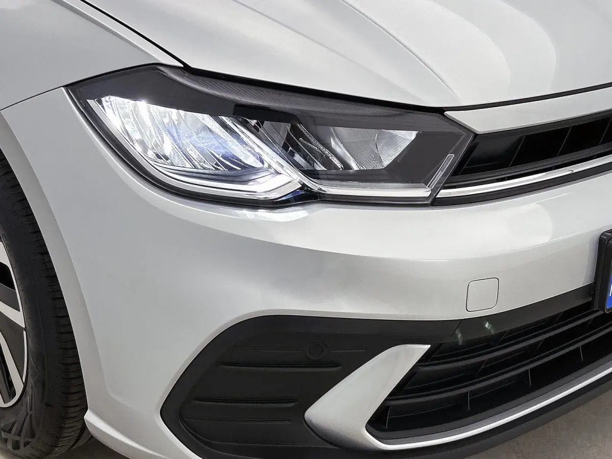 1.0 TSI Life Edition | 95 PK | Sensoren | Stoelverwarming | Carplay / Android Auto