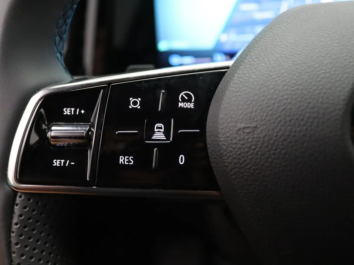 EV87 long range techno Apple Carplay/Android Auto | Climate
