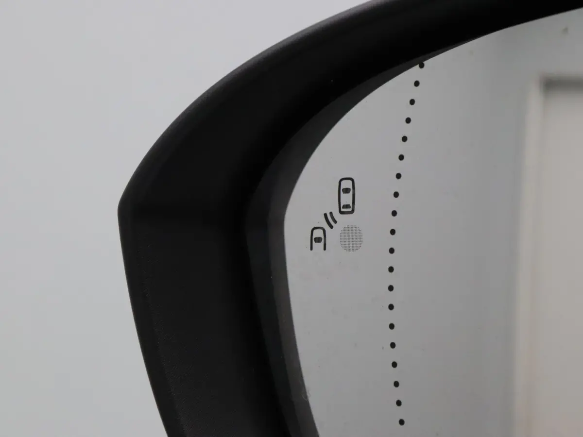 EV87 long range techno Apple Carplay/Android Auto | Climate