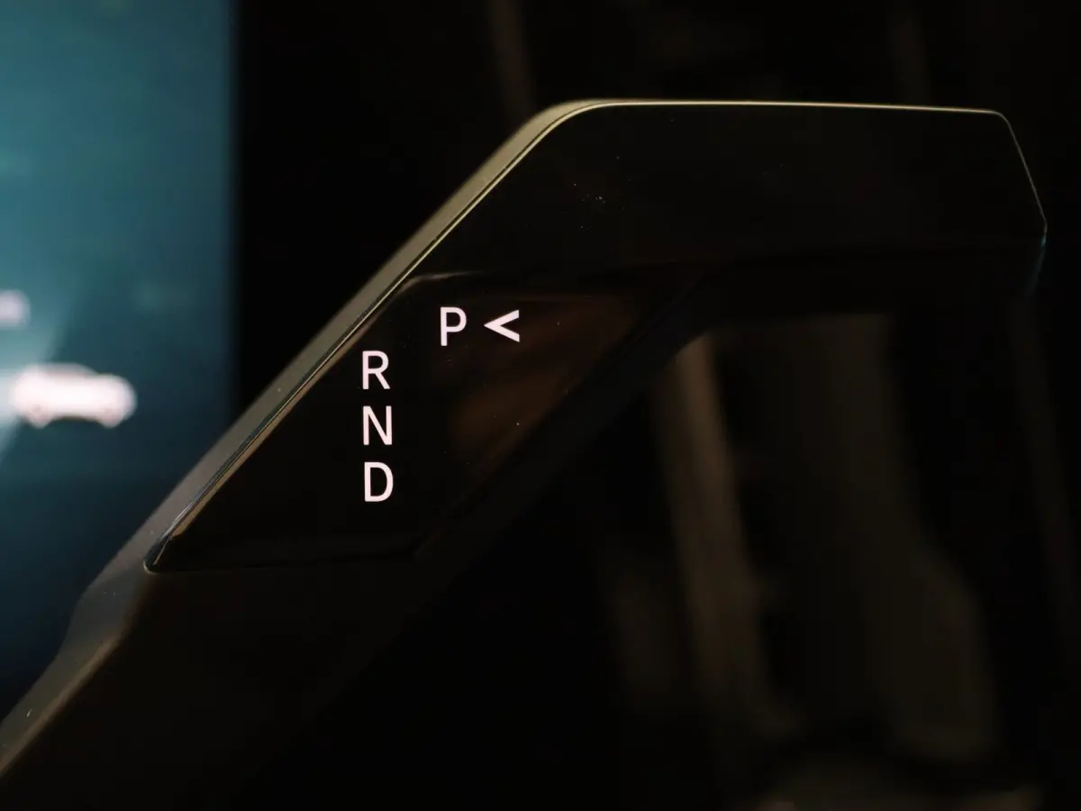 EV87 long range techno Apple Carplay/Android Auto | Climate