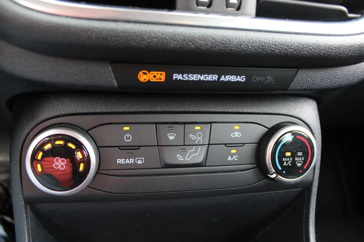 1.0 EcoBoost Connected