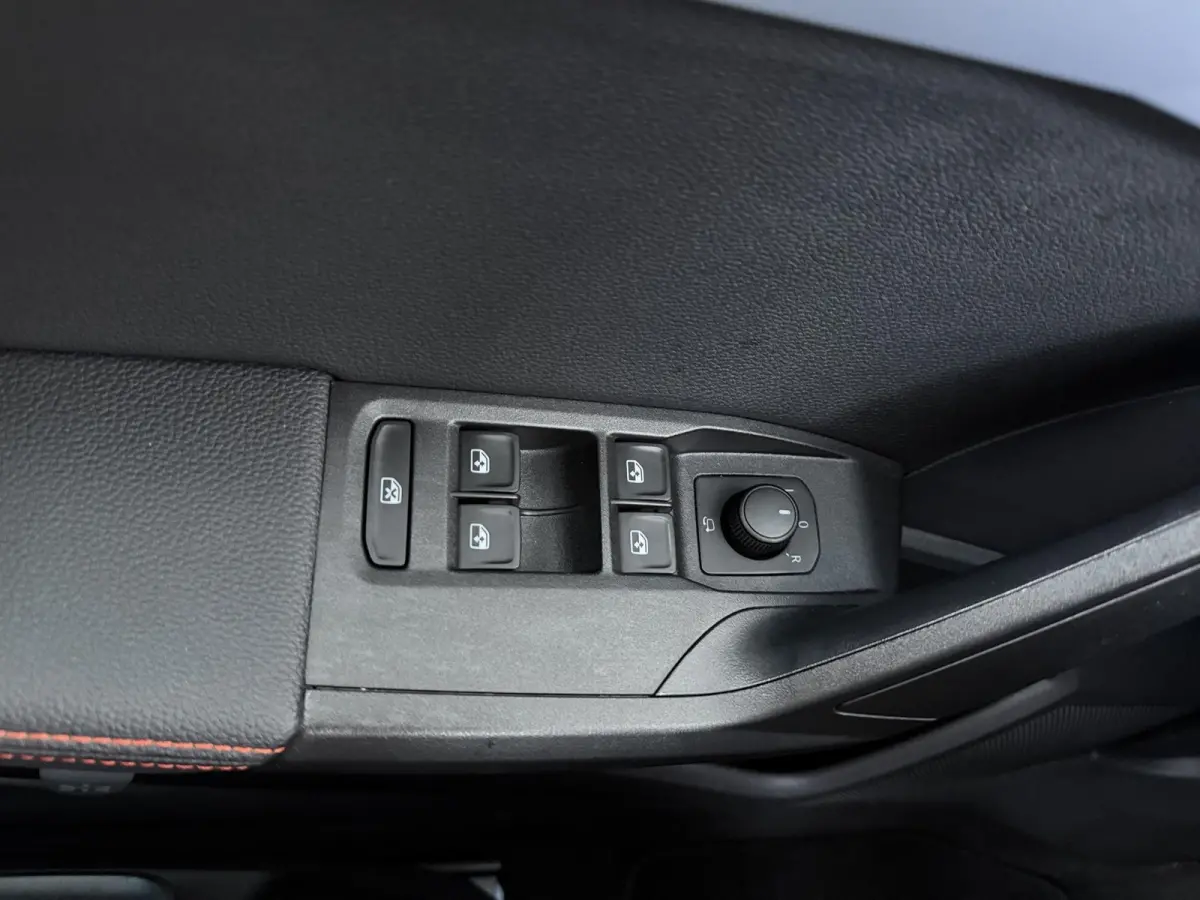 1.0 EcoTSI FR Plus | Automaat | Apple CarPlay | Achteruitrijcamera |