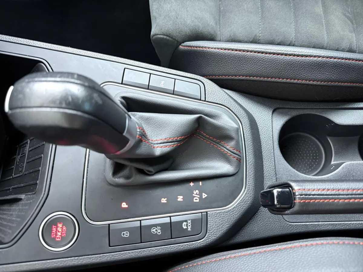 1.0 EcoTSI FR Plus | Automaat | Apple CarPlay | Achteruitrijcamera |