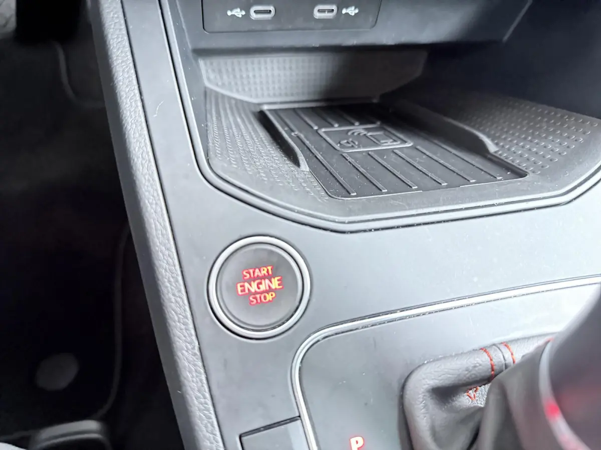 1.0 EcoTSI FR Plus | Automaat | Apple CarPlay | Achteruitrijcamera |