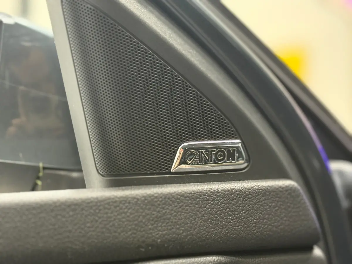 1.0 TSI Sportline Business | NAP | Keyless | Cruise Control | Stoelverwarming | Camera | Canton