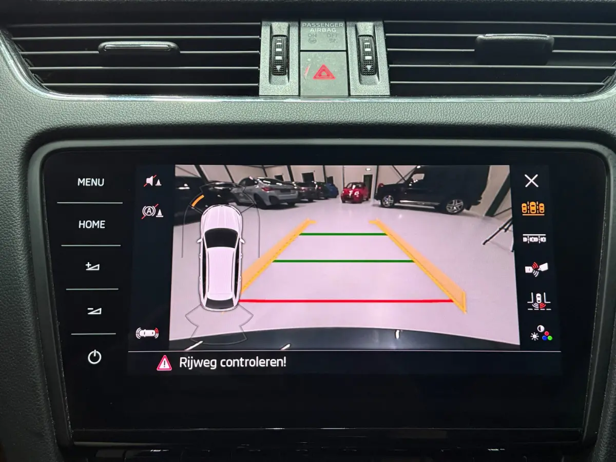 1.0 TSI Sportline Business | NAP | Keyless | Cruise Control | Stoelverwarming | Camera | Canton