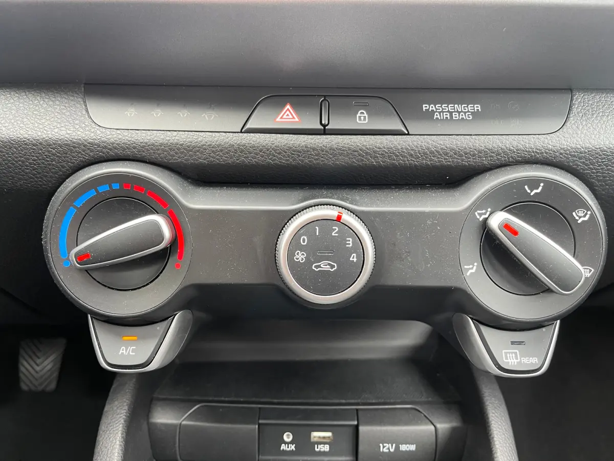 1.0 T-GDi Dynamic-line 100PK CRUISE CONTROL| CAMERA ACHTER| PARKEERSENSOR ACHTER| APPLE CARPLAY/ANDROID AUTO| DAB
